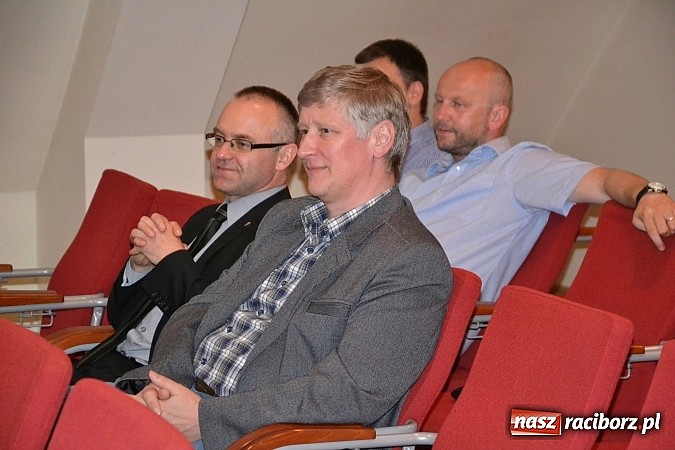 Zdjęcie w galerii na portalu naszraciborz.pl: Rody szlacheckie ziemi raciborskiej - wykład Pawła Newerli na zamku wiadomości z regionu