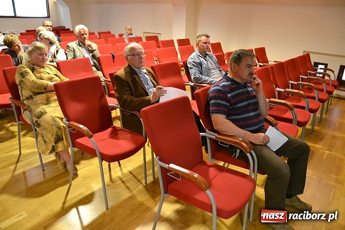 Zdjęcie w galerii na portalu naszraciborz.pl: Rody szlacheckie ziemi raciborskiej - wykład Pawła Newerli na zamku wiadomości z regionu