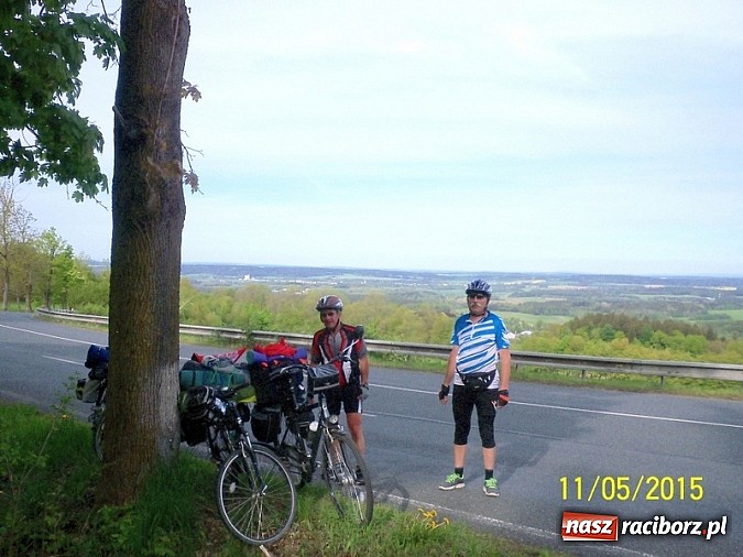 Zdjęcie w galerii na portalu naszraciborz.pl: Damian Mika wraz z ekipą pokonał ponad 1300 km na rowerze! Zobacz zdjęcia z wyprawy wiadomości z regionu