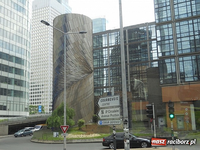 Zdjęcie w galerii na portalu naszraciborz.pl: Młodzież ZSZ zwiedziła Paryż wiadomości z regionu