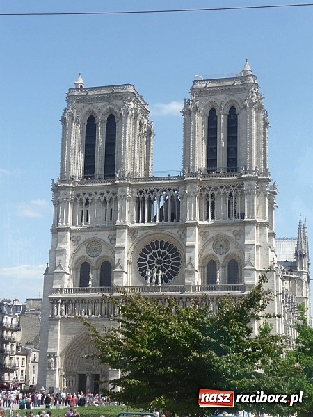 Zdjęcie w galerii na portalu naszraciborz.pl: Młodzież ZSZ zwiedziła Paryż wiadomości z regionu