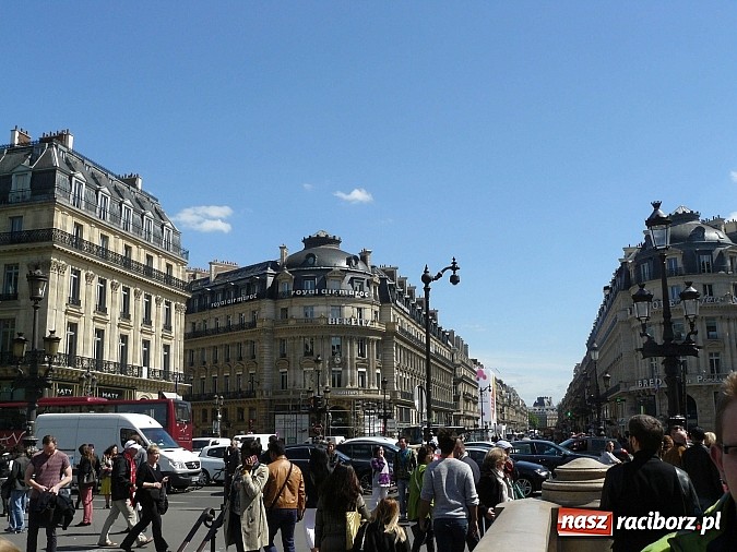 Zdjęcie w galerii na portalu naszraciborz.pl: Młodzież ZSZ zwiedziła Paryż wiadomości z regionu