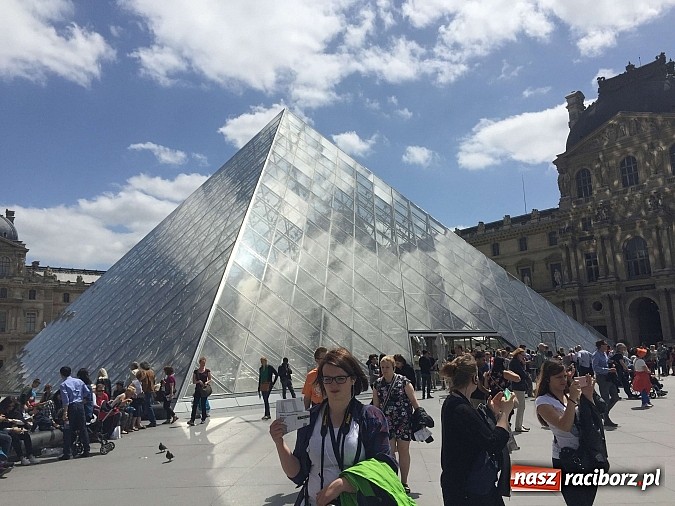 Zdjęcie w galerii na portalu naszraciborz.pl: Młodzież ZSZ zwiedziła Paryż wiadomości z regionu