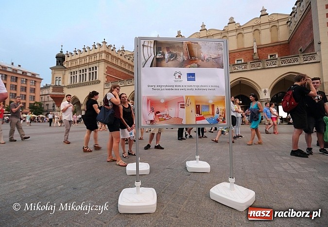 Zdjęcie w galerii na portalu naszraciborz.pl: Wychowankowie raciborskiego poprawczaka gośćmi Anny Dymnej wiadomości z regionu
