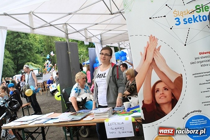 Zdjęcie w galerii na portalu naszraciborz.pl: Śląskie organizacje na Majowym Graniu w Zabrzu  wiadomości z regionu