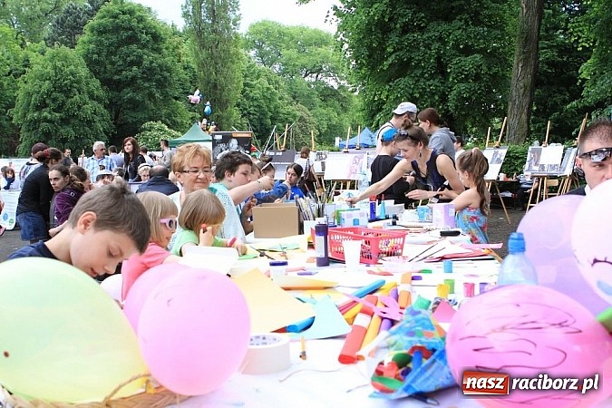 Zdjęcie w galerii na portalu naszraciborz.pl: Śląskie organizacje na Majowym Graniu w Zabrzu  wiadomości z regionu