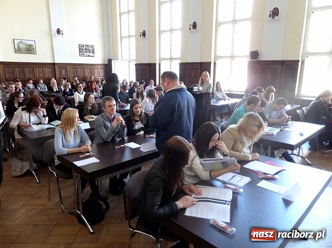 Zdjęcie w galerii na portalu naszraciborz.pl: Warto wiedzieć więcej, czyli lekcje ZUS wiadomości z regionu