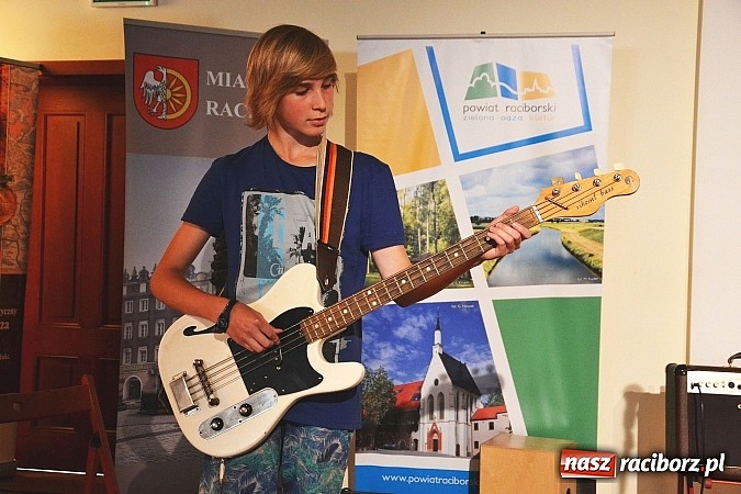 Zdjęcie w galerii na portalu naszraciborz.pl: Przesłuchania konkursowe rozpoczęły IV Festiwal Piosenki Europejskiej – Racibórz 2015  wiadomości z regionu