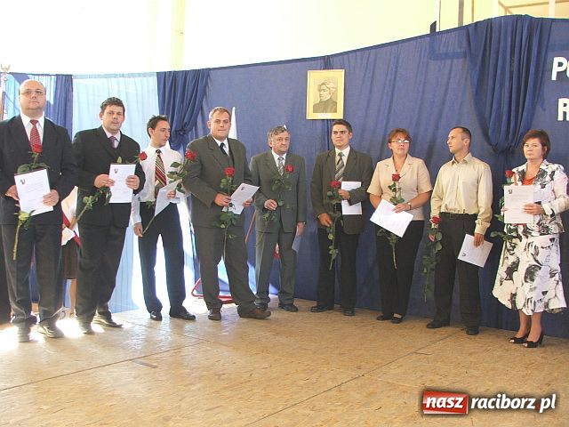 Zdjęcie w galerii na portalu naszraciborz.pl: W Mickiewiczu polały się łzy wiadomości z regionu