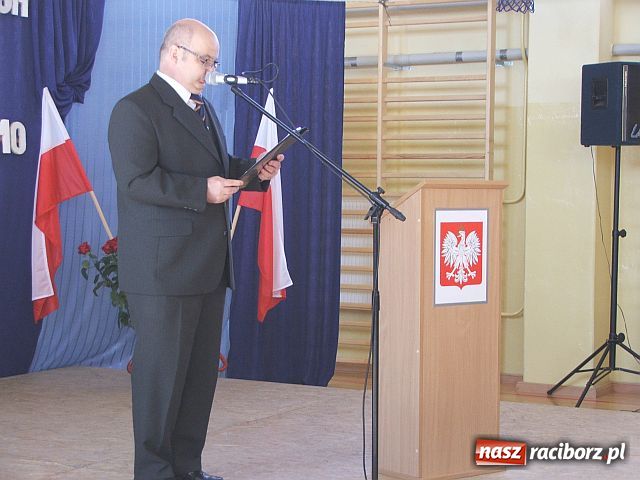 Zdjęcie w galerii na portalu naszraciborz.pl: W Mickiewiczu polały się łzy wiadomości z regionu