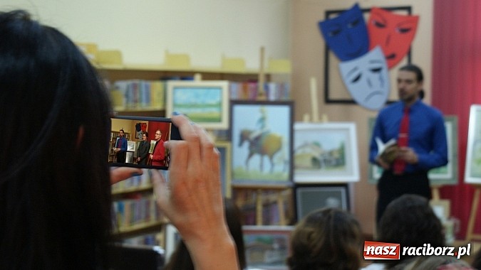 Zdjęcie w galerii na portalu naszraciborz.pl: Debiut młodego poety z Gimnazjum nr 5 wiadomości z regionu