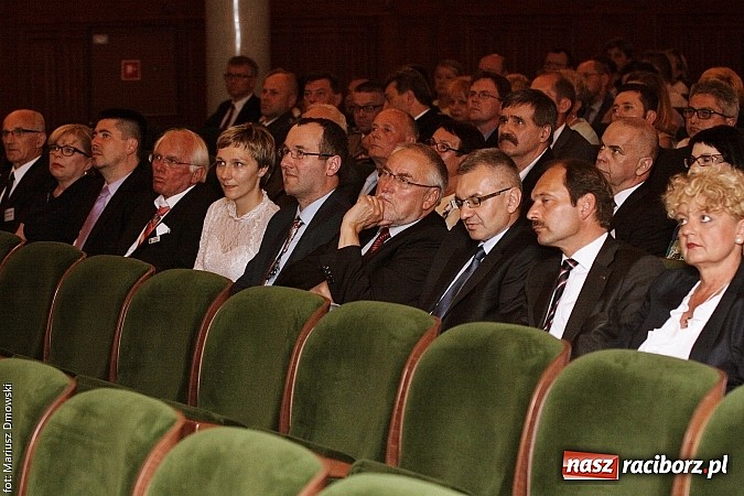 Zdjęcie w galerii na portalu naszraciborz.pl: 25 lat raciborskiego samorządu - gala w RCK wiadomości z regionu