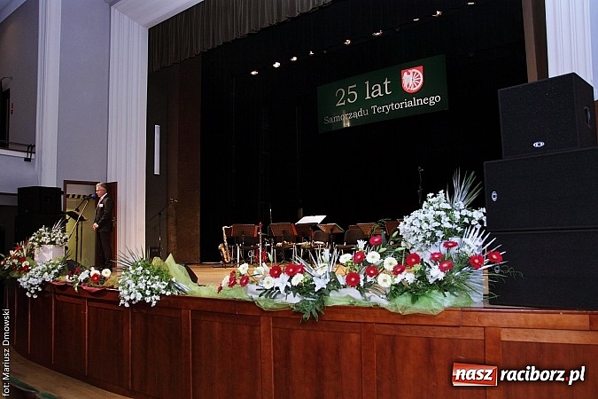 Zdjęcie w galerii na portalu naszraciborz.pl: 25 lat raciborskiego samorządu - gala w RCK wiadomości z regionu