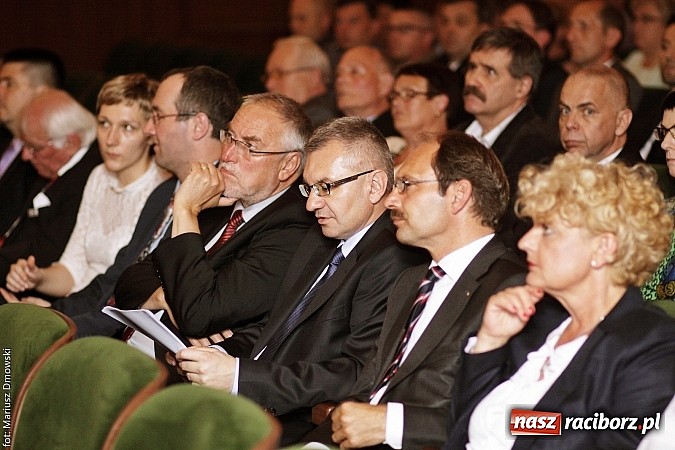 Zdjęcie w galerii na portalu naszraciborz.pl: 25 lat raciborskiego samorządu - gala w RCK wiadomości z regionu