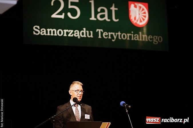 Zdjęcie w galerii na portalu naszraciborz.pl: 25 lat raciborskiego samorządu - gala w RCK wiadomości z regionu