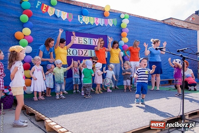 Zdjęcie w galerii na portalu naszraciborz.pl: Rodzinnie na festynie przy Londzina wiadomości z regionu