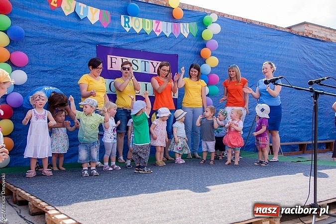 Zdjęcie w galerii na portalu naszraciborz.pl: Rodzinnie na festynie przy Londzina wiadomości z regionu