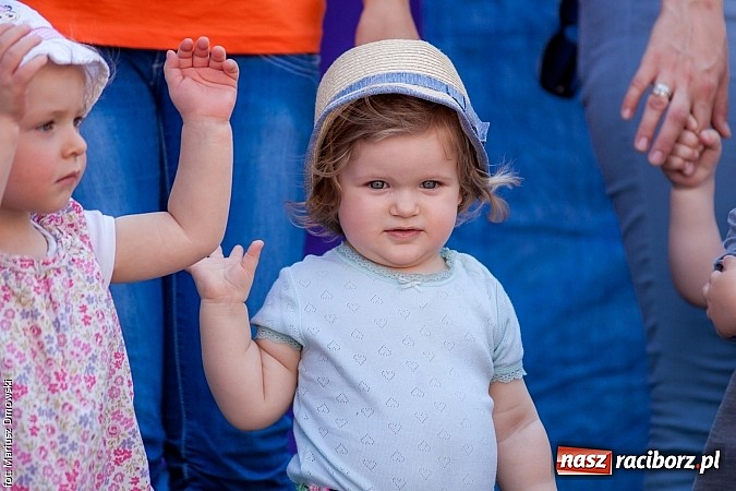 Zdjęcie w galerii na portalu naszraciborz.pl: Rodzinnie na festynie przy Londzina wiadomości z regionu