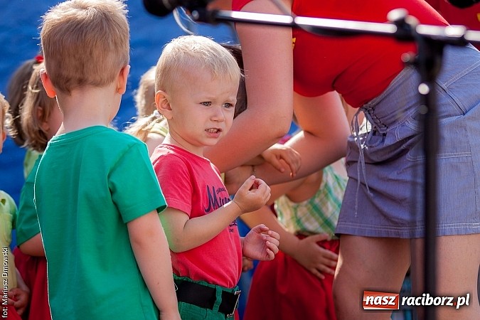 Zdjęcie w galerii na portalu naszraciborz.pl: Rodzinnie na festynie przy Londzina wiadomości z regionu