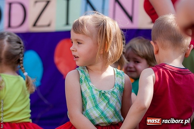 Zdjęcie w galerii na portalu naszraciborz.pl: Rodzinnie na festynie przy Londzina wiadomości z regionu