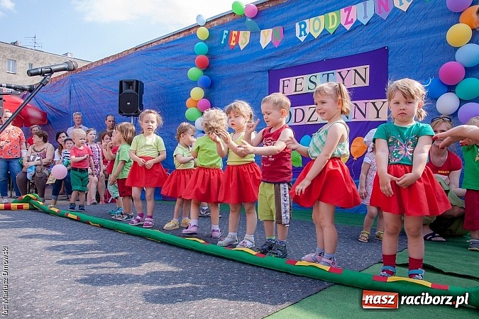 Zdjęcie w galerii na portalu naszraciborz.pl: Rodzinnie na festynie przy Londzina wiadomości z regionu