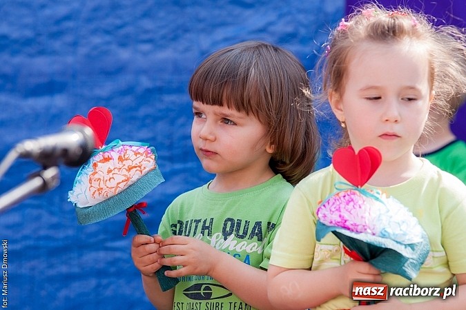 Zdjęcie w galerii na portalu naszraciborz.pl: Rodzinnie na festynie przy Londzina wiadomości z regionu