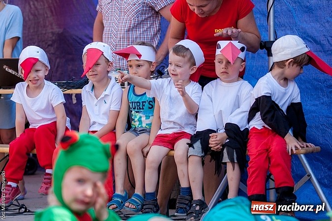 Zdjęcie w galerii na portalu naszraciborz.pl: Rodzinnie na festynie przy Londzina wiadomości z regionu