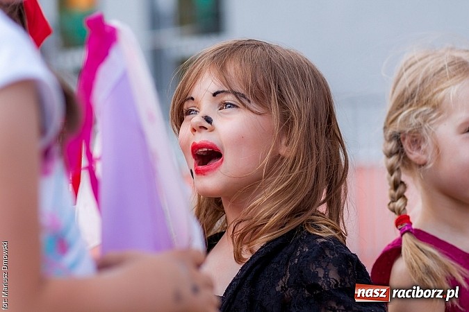 Zdjęcie w galerii na portalu naszraciborz.pl: Rodzinnie na festynie przy Londzina wiadomości z regionu