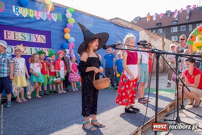 Zdjęcie w galerii na portalu naszraciborz.pl: Rodzinnie na festynie przy Londzina wiadomości z regionu