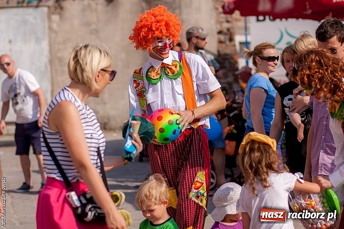 Zdjęcie w galerii na portalu naszraciborz.pl: Rodzinnie na festynie przy Londzina wiadomości z regionu