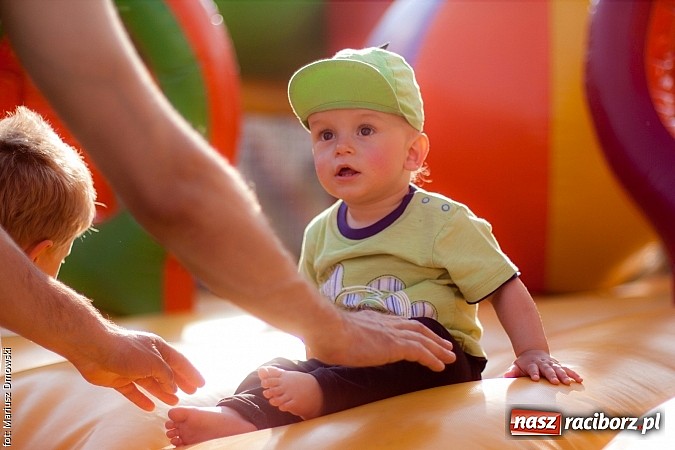 Zdjęcie w galerii na portalu naszraciborz.pl: Rodzinnie na festynie przy Londzina wiadomości z regionu