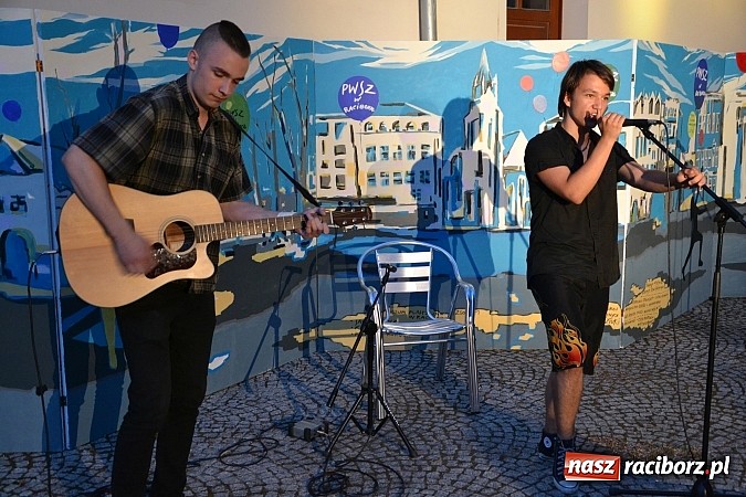Zdjęcie w galerii na portalu naszraciborz.pl: Festiwalowe Jam Session oraz Międzynarodowe Warsztaty, czyli IV Festiwal Piosenki Europejskiej – Racibórz 2015 wiadomości z regionu