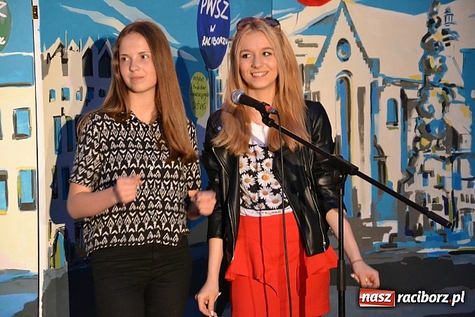 Zdjęcie w galerii na portalu naszraciborz.pl: Festiwalowe Jam Session oraz Międzynarodowe Warsztaty, czyli IV Festiwal Piosenki Europejskiej – Racibórz 2015 wiadomości z regionu