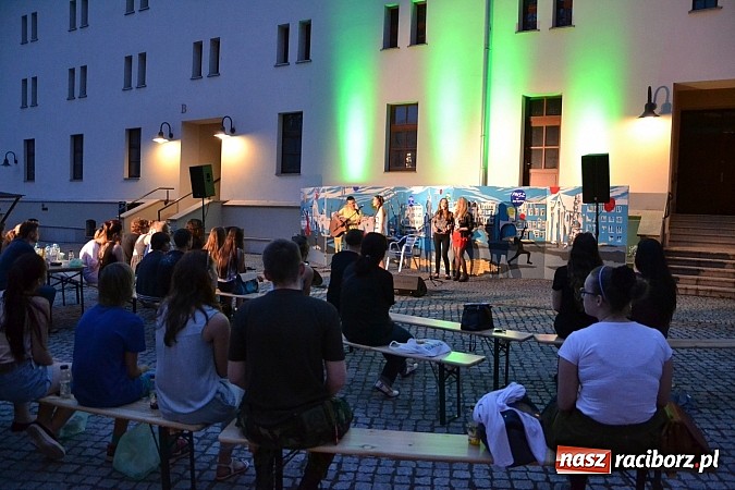 Zdjęcie w galerii na portalu naszraciborz.pl: Festiwalowe Jam Session oraz Międzynarodowe Warsztaty, czyli IV Festiwal Piosenki Europejskiej – Racibórz 2015 wiadomości z regionu