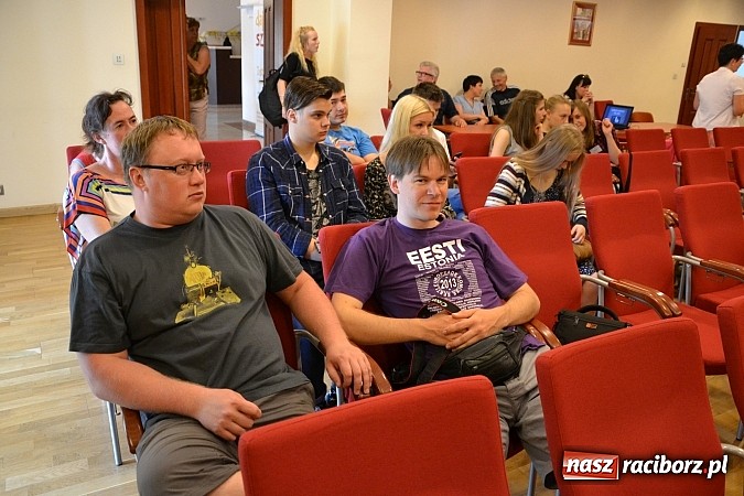 Zdjęcie w galerii na portalu naszraciborz.pl: Festiwalowe Jam Session oraz Międzynarodowe Warsztaty, czyli IV Festiwal Piosenki Europejskiej – Racibórz 2015 wiadomości z regionu