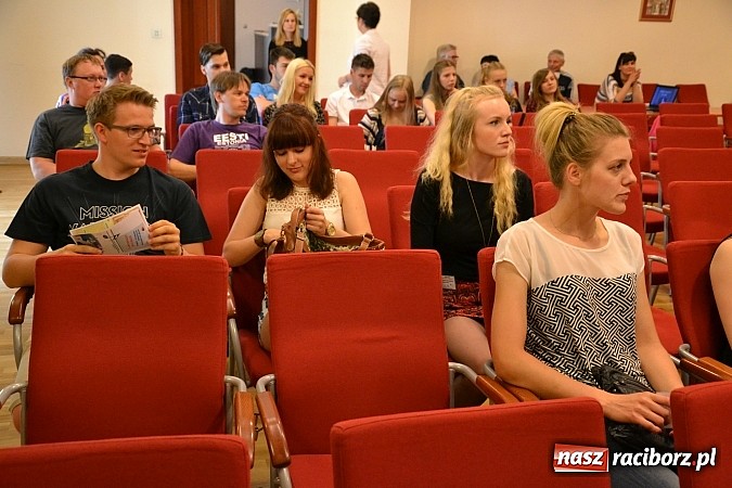 Zdjęcie w galerii na portalu naszraciborz.pl: Festiwalowe Jam Session oraz Międzynarodowe Warsztaty, czyli IV Festiwal Piosenki Europejskiej – Racibórz 2015 wiadomości z regionu