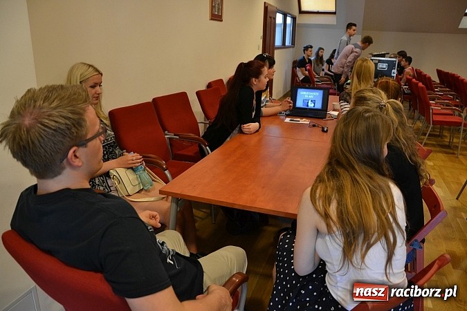 Zdjęcie w galerii na portalu naszraciborz.pl: Festiwalowe Jam Session oraz Międzynarodowe Warsztaty, czyli IV Festiwal Piosenki Europejskiej – Racibórz 2015 wiadomości z regionu