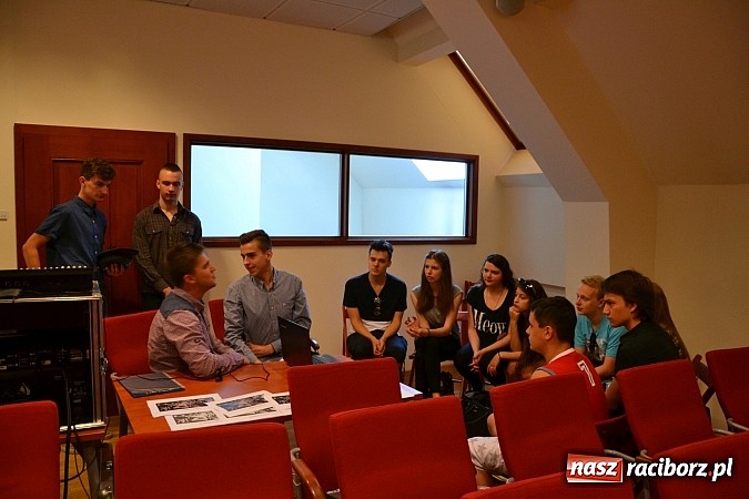 Zdjęcie w galerii na portalu naszraciborz.pl: Festiwalowe Jam Session oraz Międzynarodowe Warsztaty, czyli IV Festiwal Piosenki Europejskiej – Racibórz 2015 wiadomości z regionu