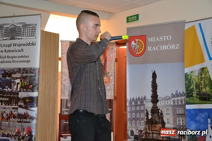 Zdjęcie w galerii na portalu naszraciborz.pl: Festiwalowe Jam Session oraz Międzynarodowe Warsztaty, czyli IV Festiwal Piosenki Europejskiej – Racibórz 2015 wiadomości z regionu