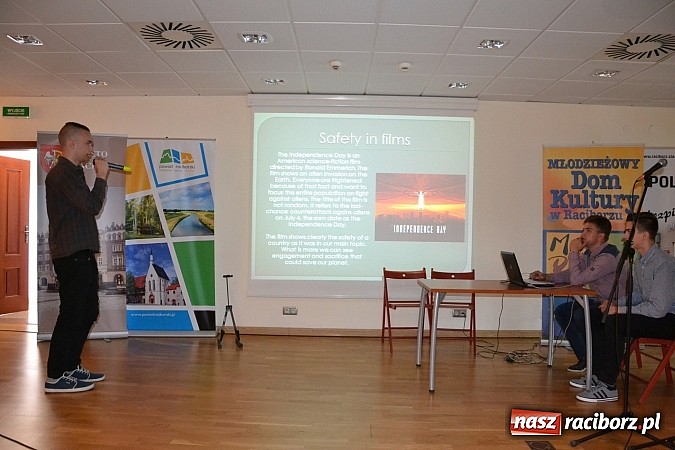 Zdjęcie w galerii na portalu naszraciborz.pl: Festiwalowe Jam Session oraz Międzynarodowe Warsztaty, czyli IV Festiwal Piosenki Europejskiej – Racibórz 2015 wiadomości z regionu