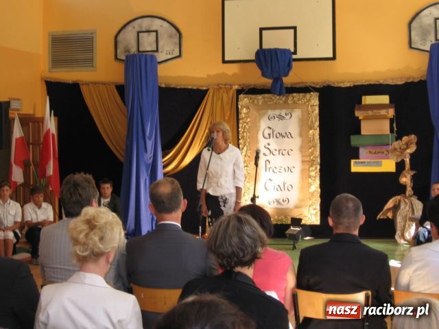 Zdjęcie w galerii na portalu naszraciborz.pl: Powitanie szkoły z Zuzaną Szreder  wiadomości z regionu