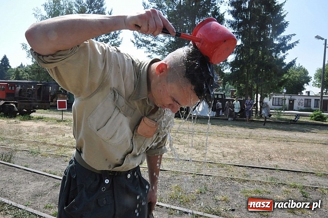 Zdjęcie w galerii na portalu naszraciborz.pl: Industriada 2015 na stacji w Rudach - upał nie przegonił turystów  wiadomości z regionu