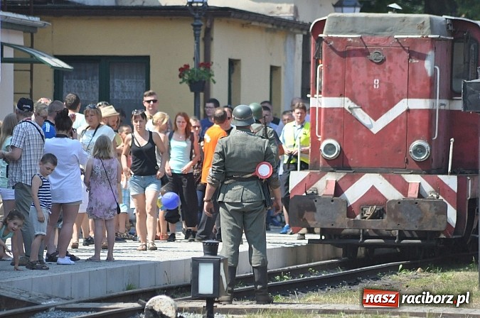 Zdjęcie w galerii na portalu naszraciborz.pl: Industriada 2015 na stacji w Rudach - upał nie przegonił turystów  wiadomości z regionu