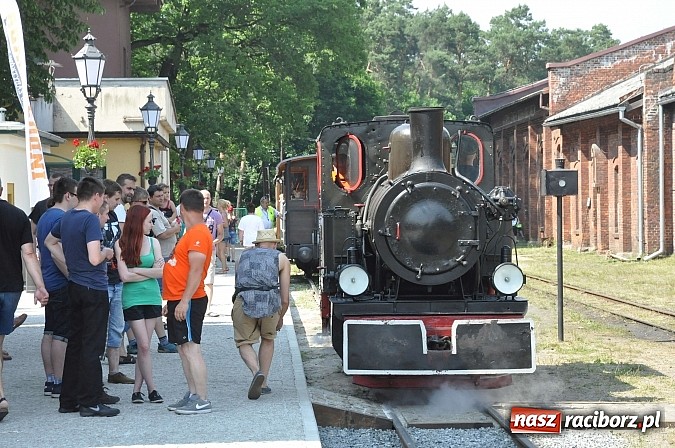 Zdjęcie w galerii na portalu naszraciborz.pl: Industriada 2015 na stacji w Rudach - upał nie przegonił turystów  wiadomości z regionu