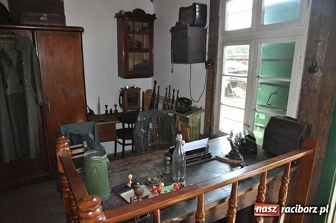 Zdjęcie w galerii na portalu naszraciborz.pl: Bombardowanie stacji kolejowej Gross Rauden  wiadomości z regionu