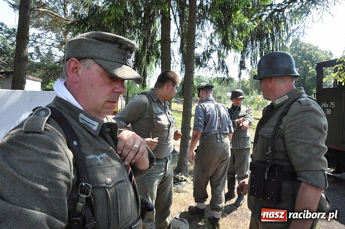 Zdjęcie w galerii na portalu naszraciborz.pl: Bombardowanie stacji kolejowej Gross Rauden  wiadomości z regionu