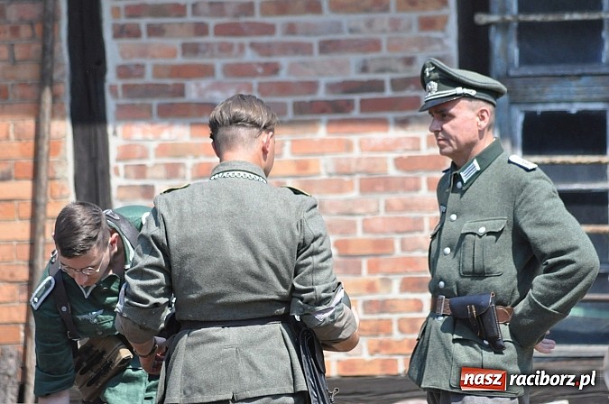 Zdjęcie w galerii na portalu naszraciborz.pl: Bombardowanie stacji kolejowej Gross Rauden  wiadomości z regionu