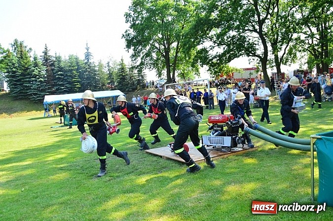 Zdjęcie w galerii na portalu naszraciborz.pl: Strzybnik, Brzeźnica, Gamów i Sławików najlepsze w poszczególnych grupach na gminnych zawodach strażackich wiadomości z regionu