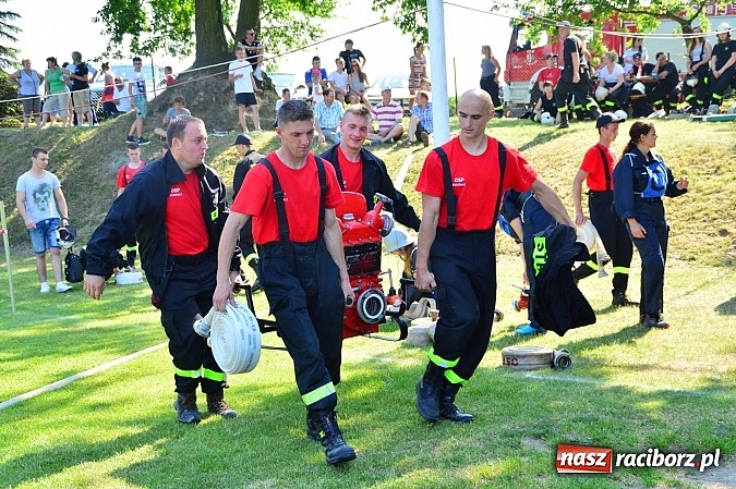 Zdjęcie w galerii na portalu naszraciborz.pl: Strzybnik, Brzeźnica, Gamów i Sławików najlepsze w poszczególnych grupach na gminnych zawodach strażackich wiadomości z regionu