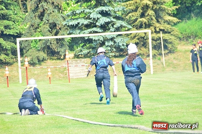 Zdjęcie w galerii na portalu naszraciborz.pl: Strzybnik, Brzeźnica, Gamów i Sławików najlepsze w poszczególnych grupach na gminnych zawodach strażackich wiadomości z regionu
